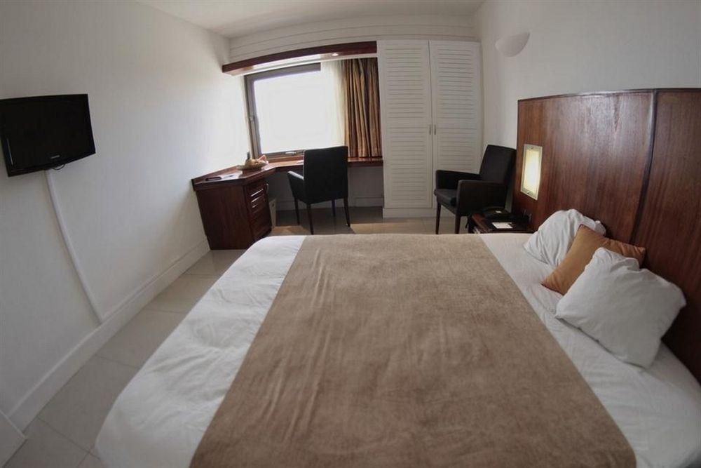 Hotel Le Saint Denis Quarto foto