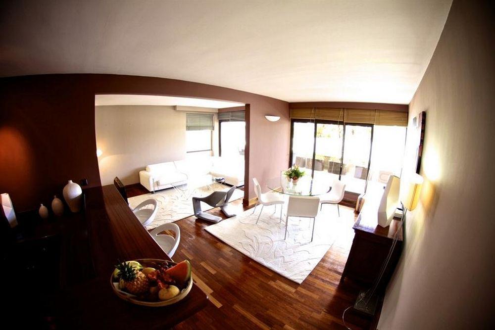 Hotel Le Saint Denis Quarto foto